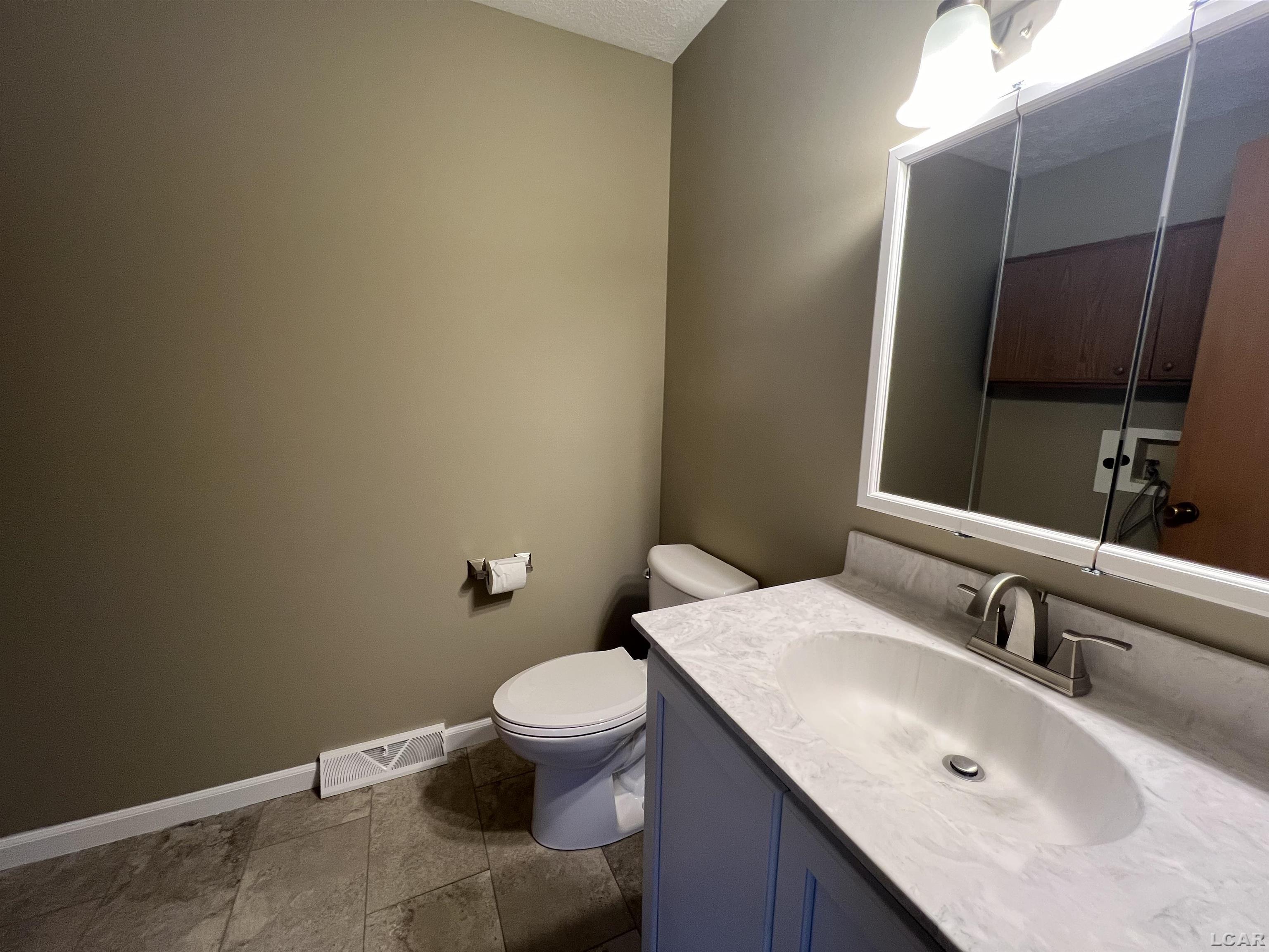 5152 Wyman Road Tipton, MI 49287 - Photo 10 of 18 50149919-7adf4cc7-ceaa-428b-89cb-f0ce057e4097.JPG