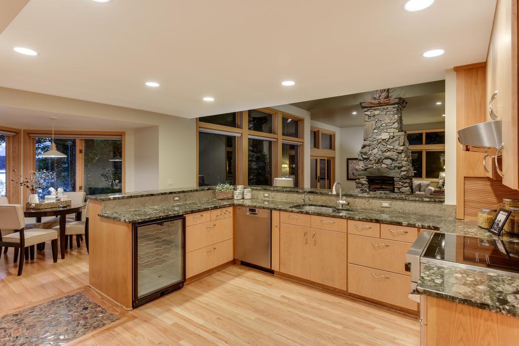 7570 Dogwood Road Excelsior, MN 55331 - Photo 15 of 51 Gallery Image 15