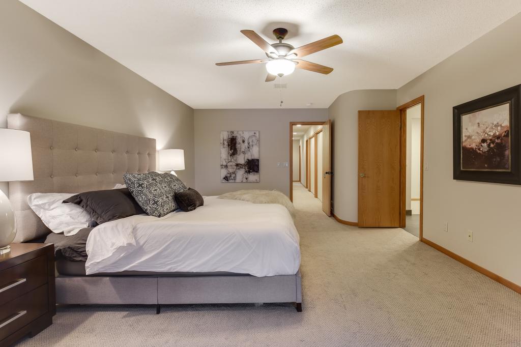 7570 Dogwood Road Excelsior, MN 55331 - Photo 26 of 51 Gallery Image 26