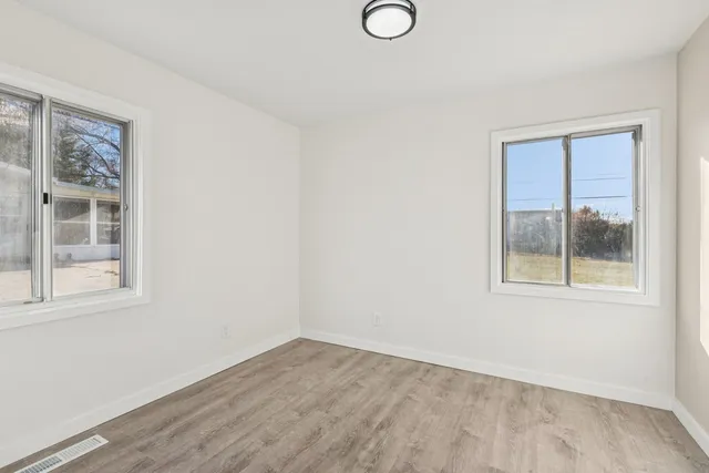 $280,000 | 2413 Country Lane, McHenry, IL 60051