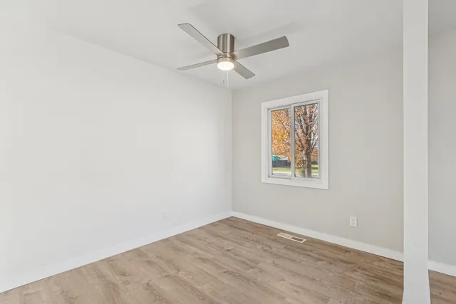 $280,000 | 2413 Country Lane, McHenry, IL 60051