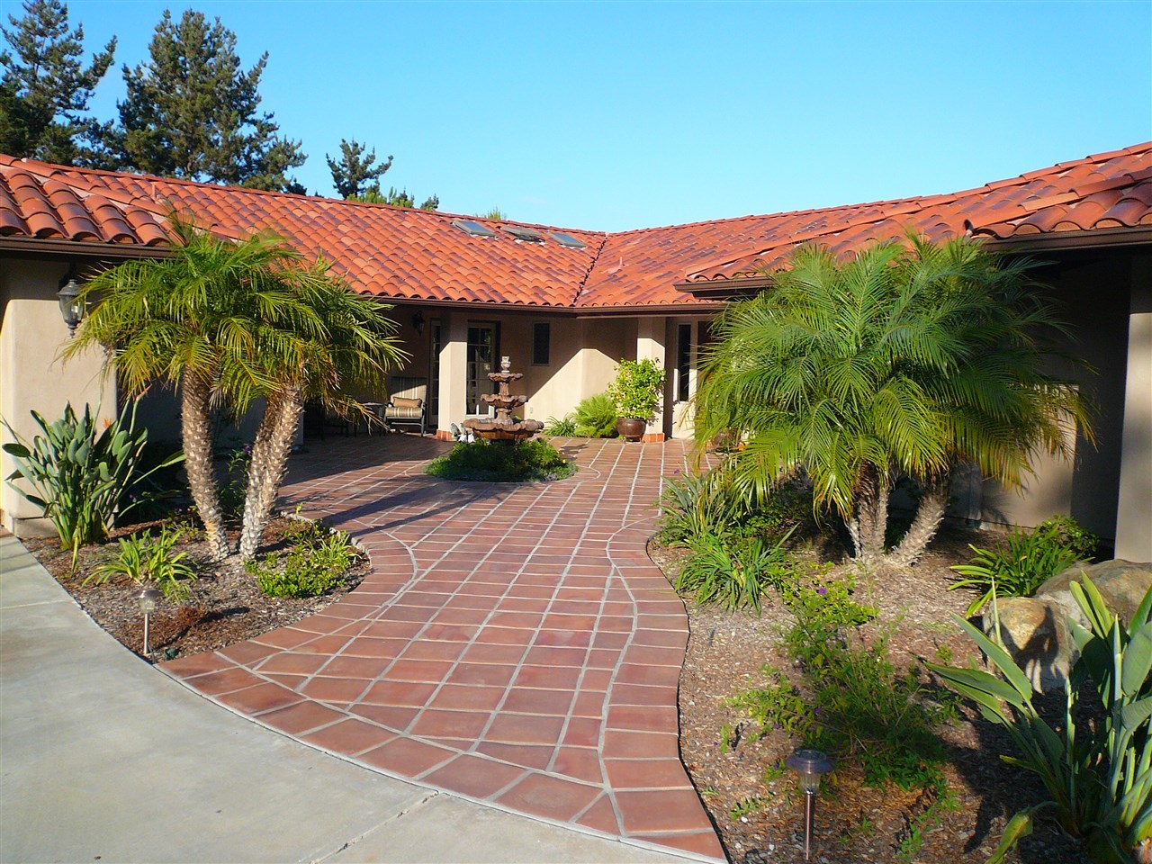 2214 Running Spring Place Encinitas, CA 92024 - Photo 3 of 25