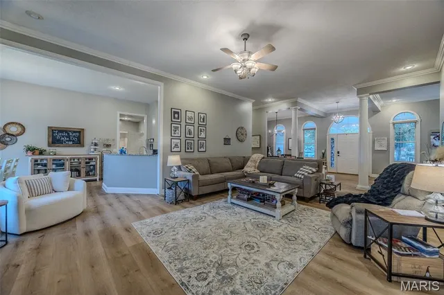 $554,900 | 2500 Candlebark Lane, Lebanon, MO 65536