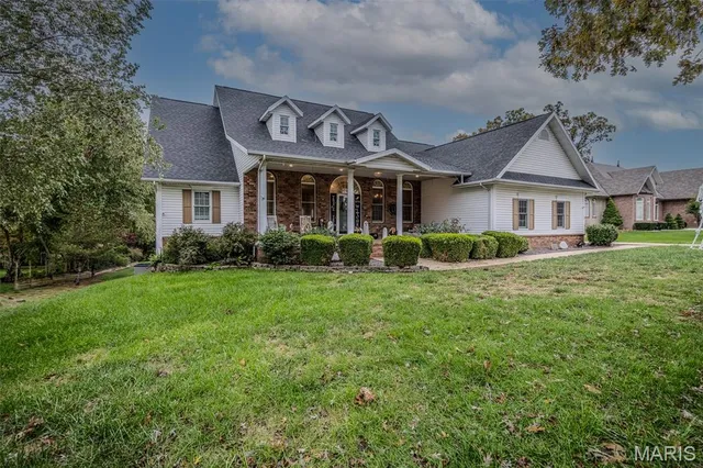 $565,000 | 2500 Candlebark Lane, Lebanon, MO 65536