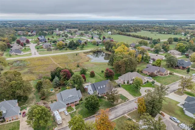 $565,000 | 2500 Candlebark Lane, Lebanon, MO 65536