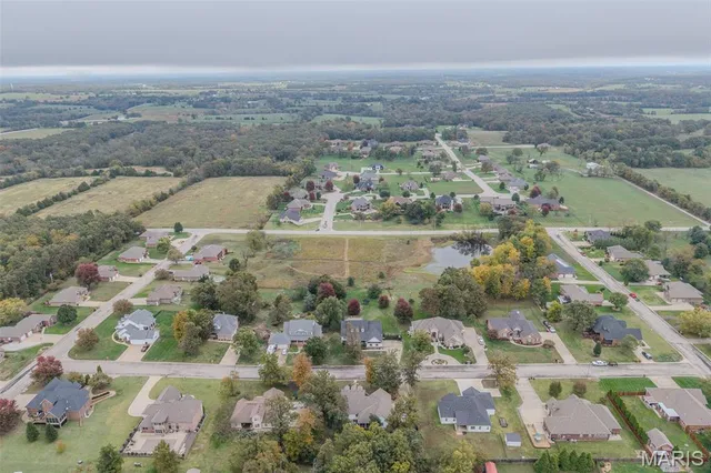 $565,000 | 2500 Candlebark Lane, Lebanon, MO 65536