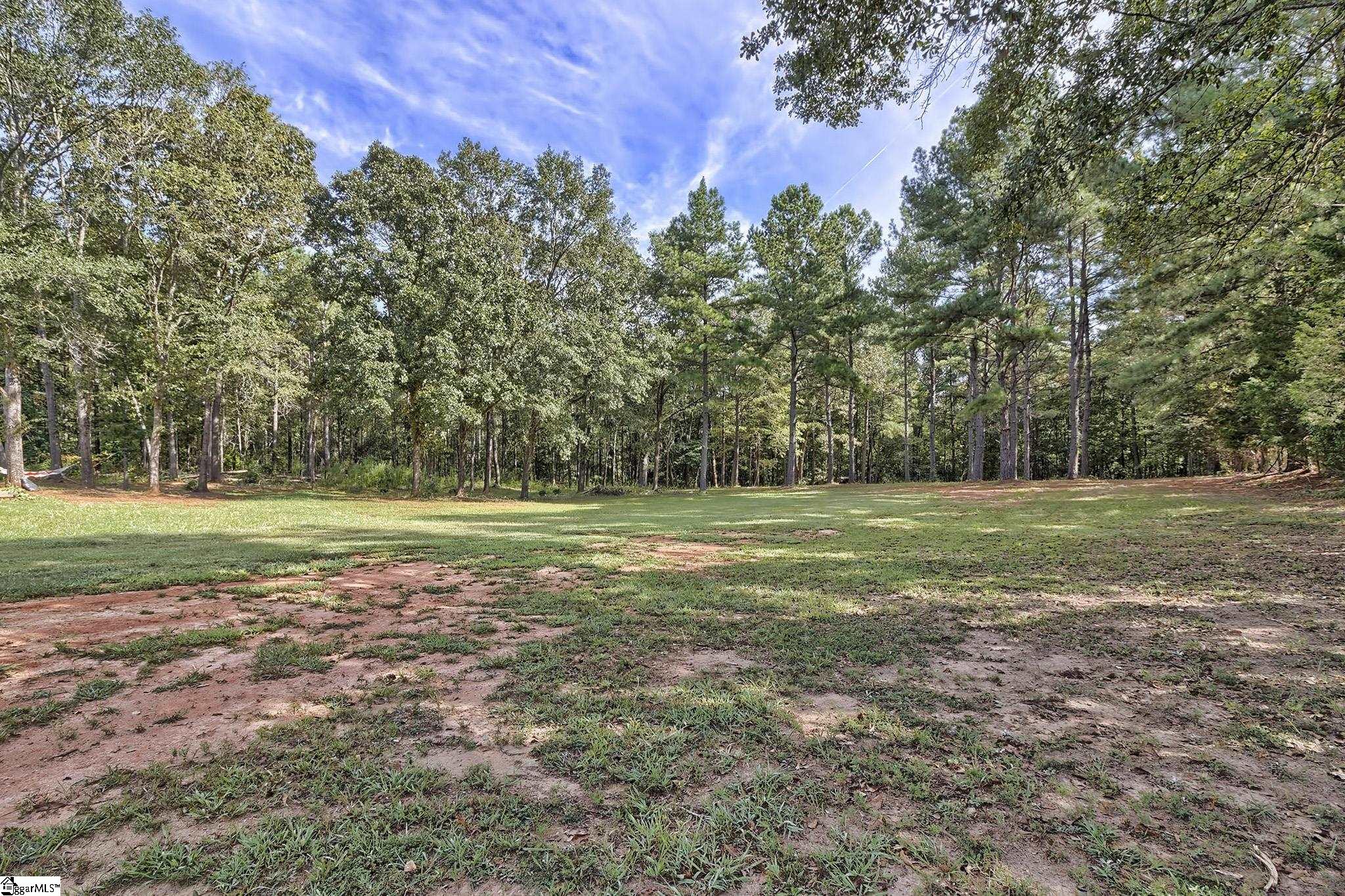 321 Berry Road Pelzer, SC 29669 - Photo 3 of 32