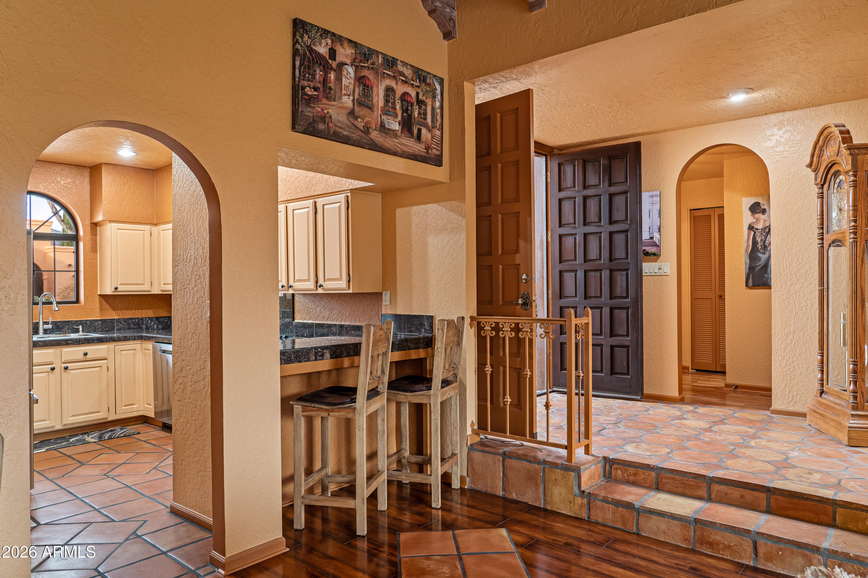 167 Ridge Trail Drive, Unit 32 Sedona, AZ 86351 - Photo 16 of 43 BREAKFAST BAR