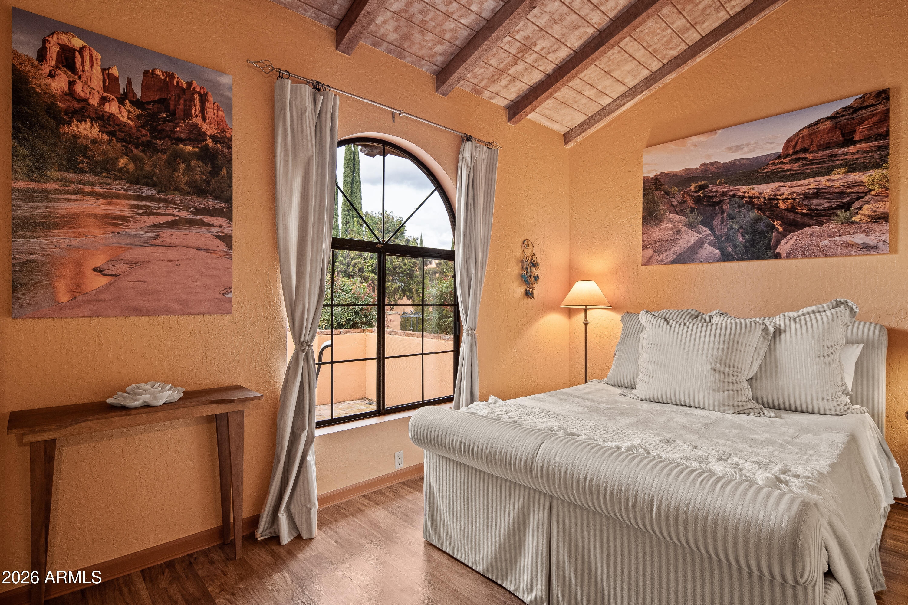 167 Ridge Trail Drive, Unit 32 Sedona, AZ 86351 - Photo 25 of 43 GUEST BEDROOM