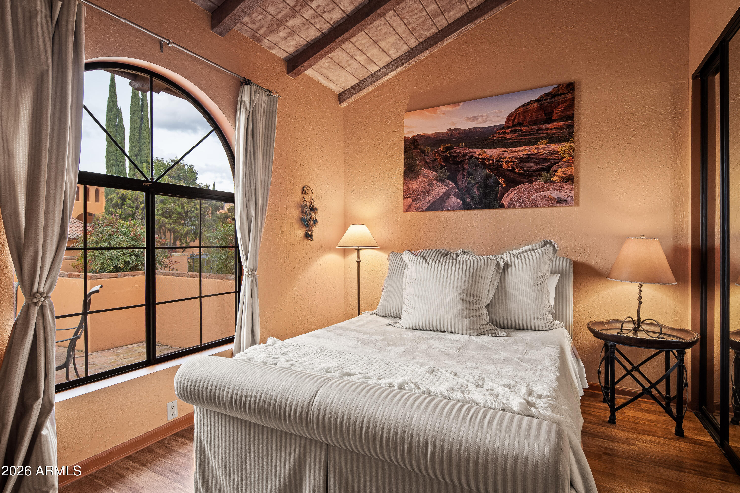 167 Ridge Trail Drive, Unit 32 Sedona, AZ 86351 - Photo 26 of 43 GUEST BEDROOM