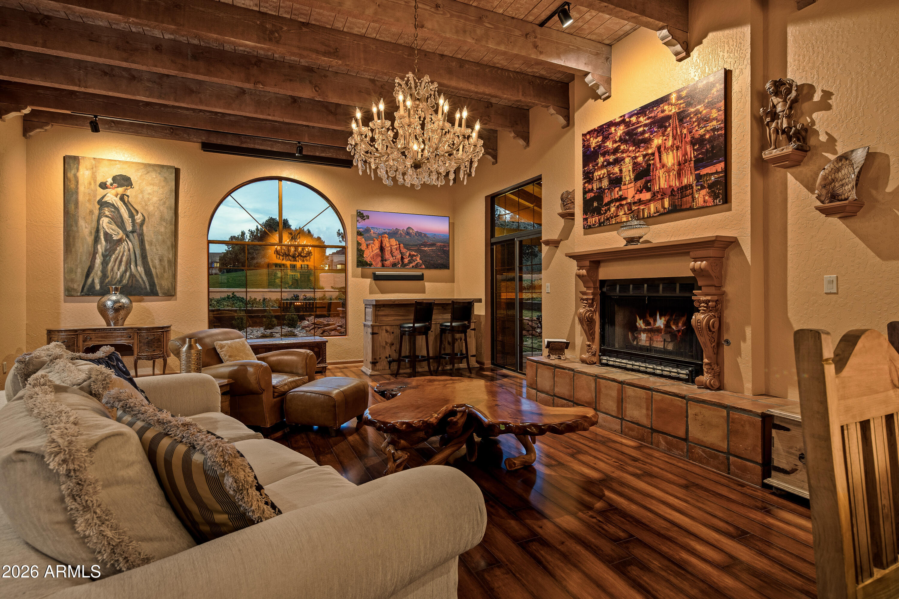 167 Ridge Trail Drive, Unit 32 Sedona, AZ 86351 - Photo 9 of 43 GAS FIREPLACE