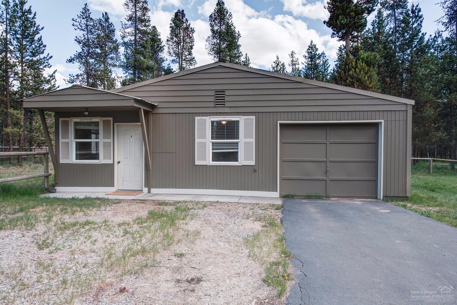 17265 Bakersfield Road Bend, OR 97707 - Photo 3 of 24 Gallery Image 3