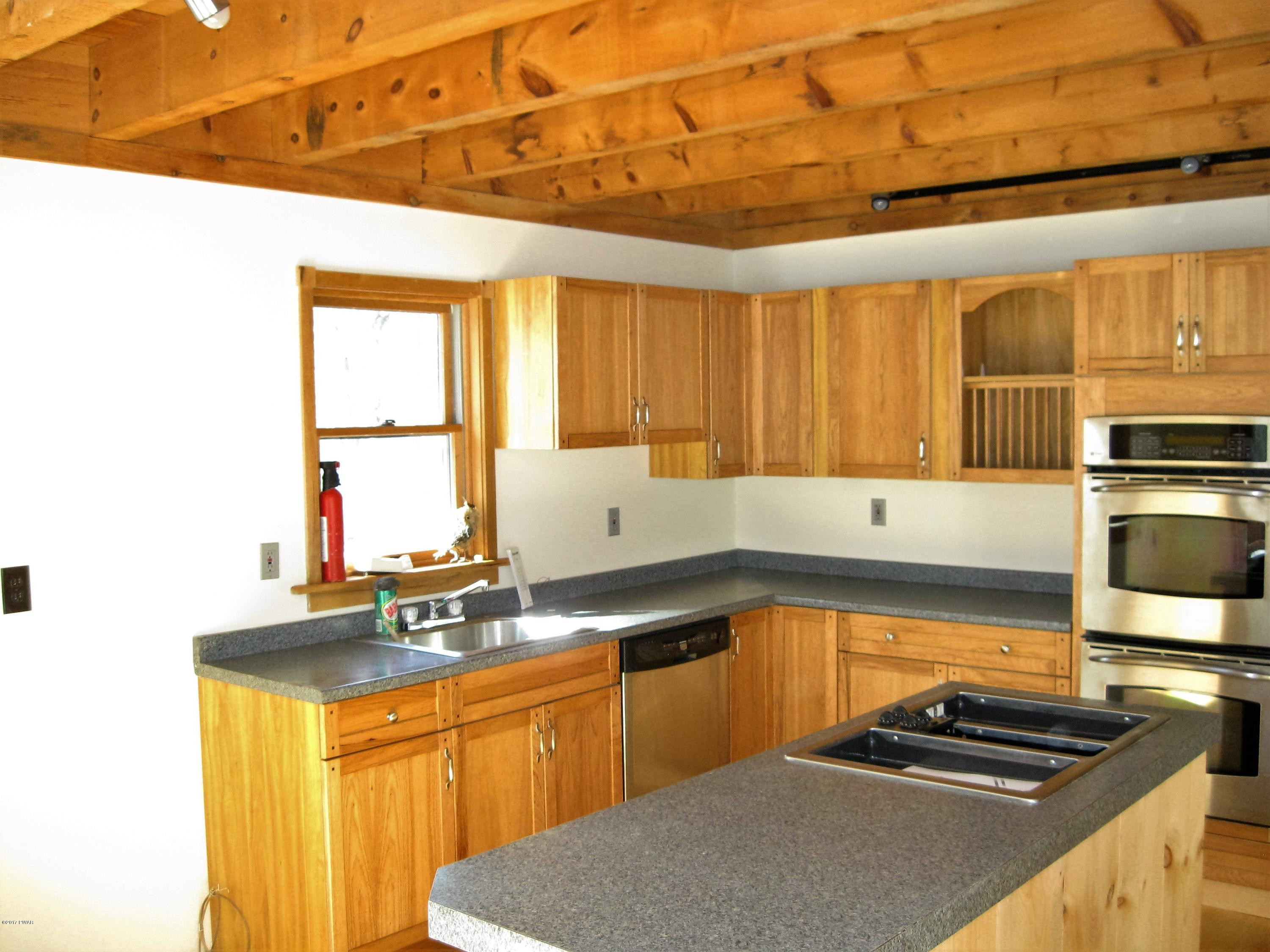 237 Myck Road Dingmans Ferry, PA 18328 - Photo 16 of 45 Kitchen