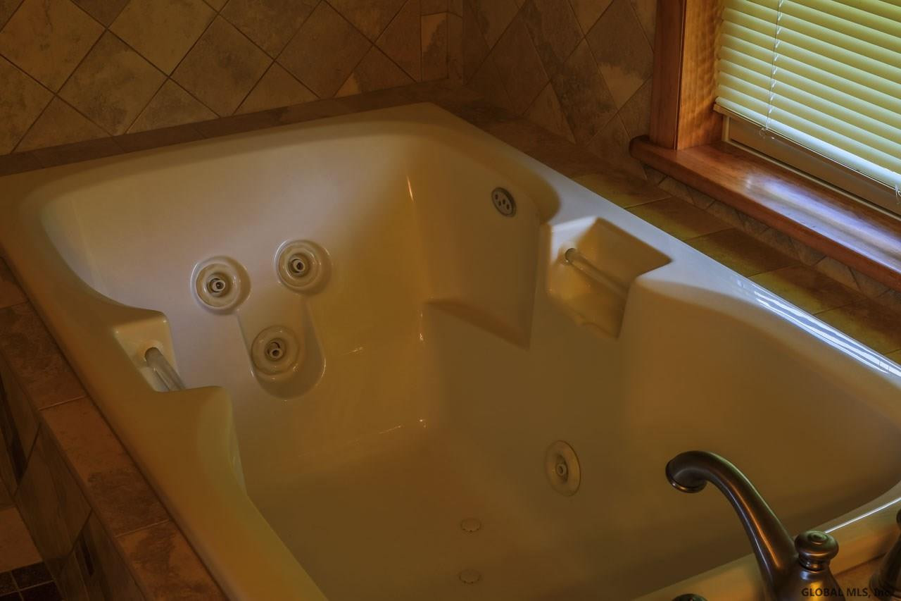 417 Truax Road Amsterdam, NY 12010 - Photo 20 of 25 Photo 20