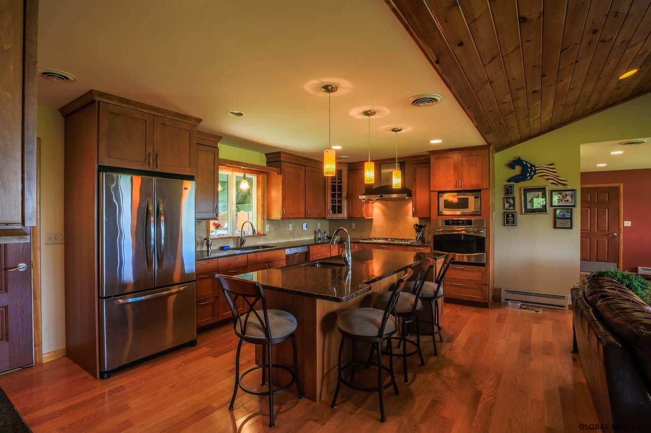 417 Truax Road Amsterdam, NY 12010 - Photo 7 of 25 Photo 7