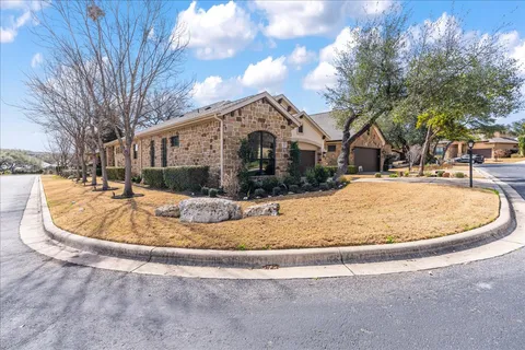 $595,000 | 23 Prestonwood Circle, Lakeway, TX 78734