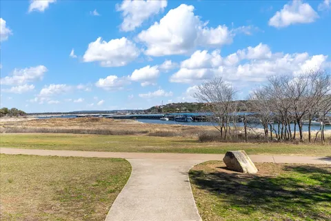 $595,000 | 23 Prestonwood Circle, Lakeway, TX 78734