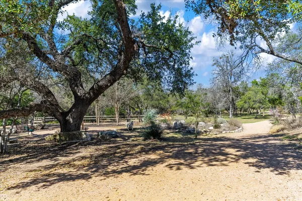 $595,000 | 23 Prestonwood Circle, Lakeway, TX 78734