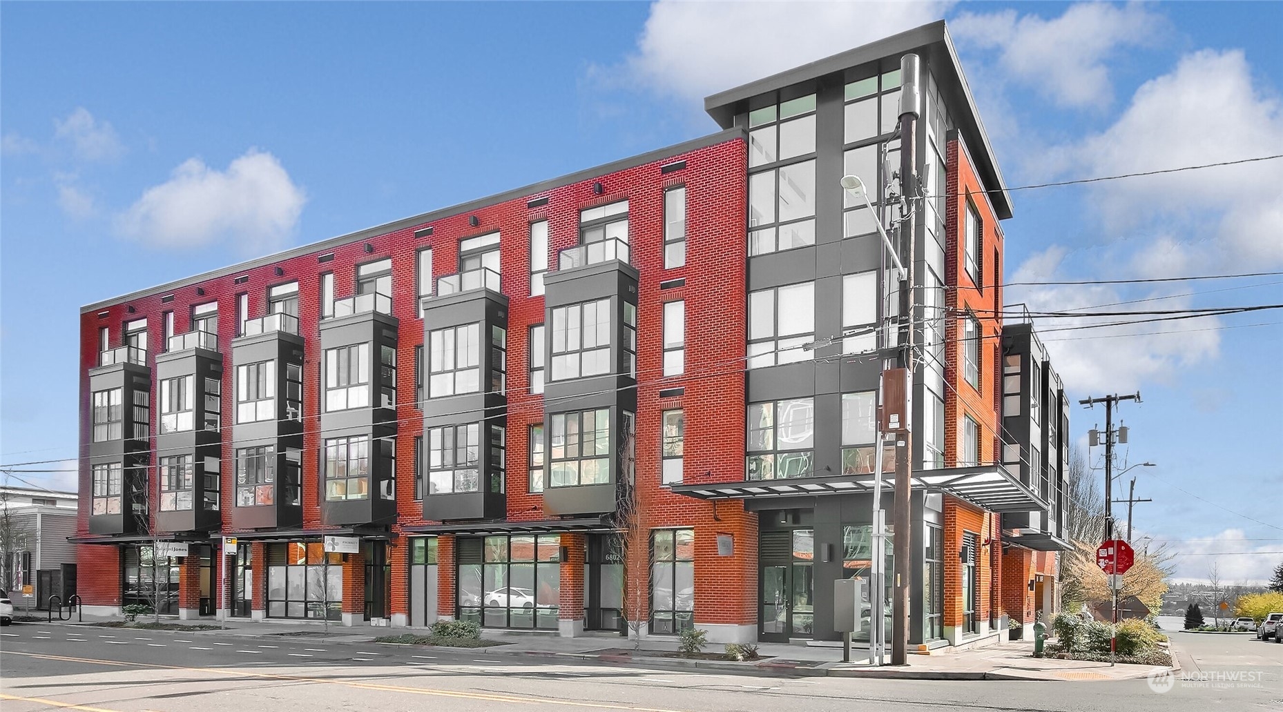 308 North 68th Street, Unit 208 Seattle, WA 98103 - Photo 2 of 20 Gallery Image 2