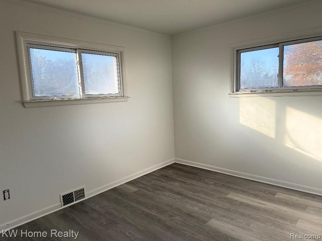 25630 West 10 Mile Road Southfield, MI 48033 - Photo 8 of 14