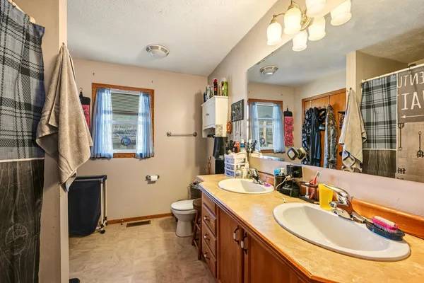 $469,900 | 873 East College Avenue, Sheridan, WY 82801