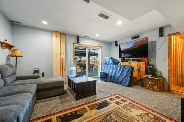 $469,900 | 873 East College Avenue, Sheridan, WY 82801