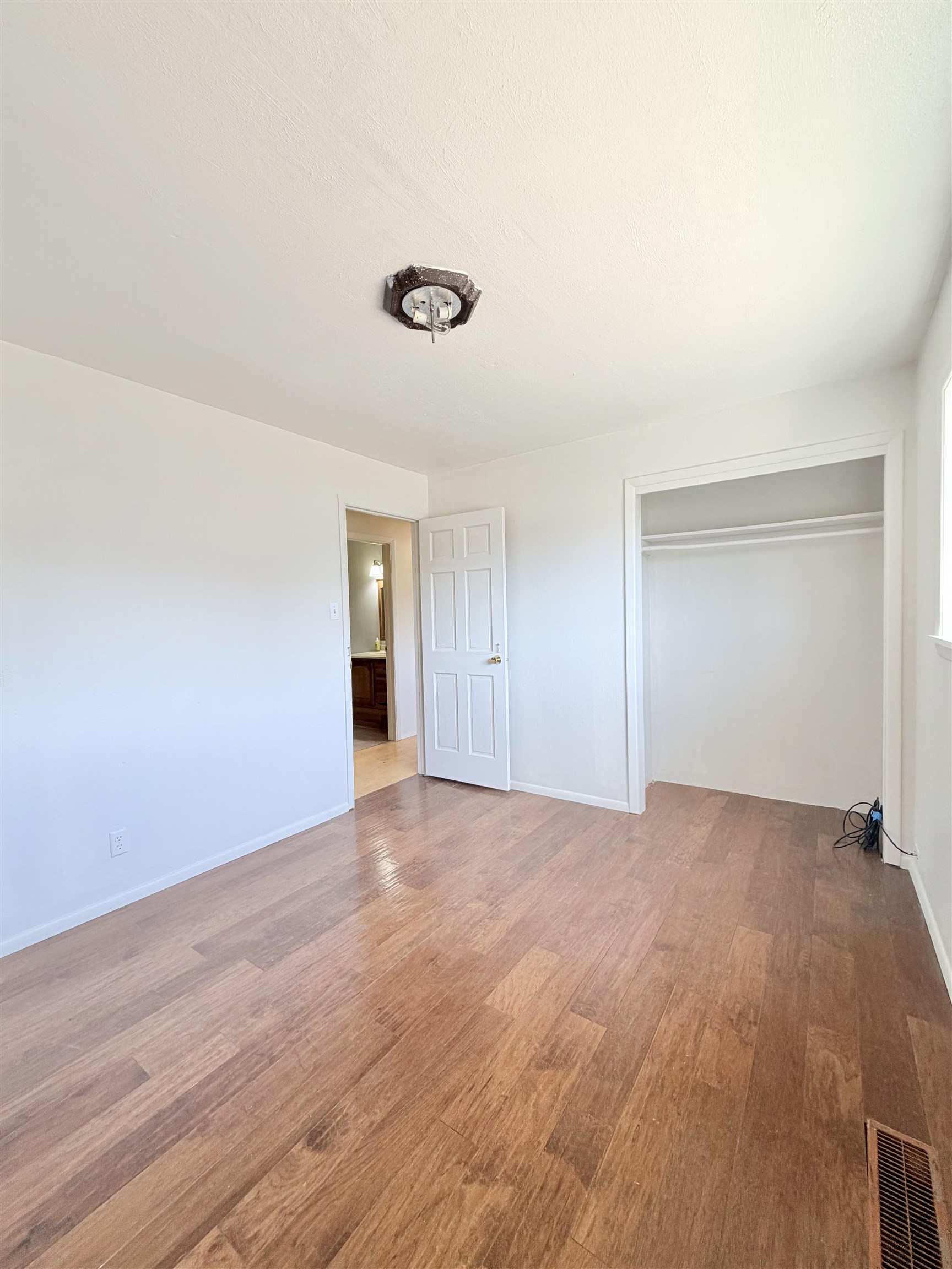 9 Castle Road Cerro, NM 87519 - Photo 23 of 35 Gallery Image 23