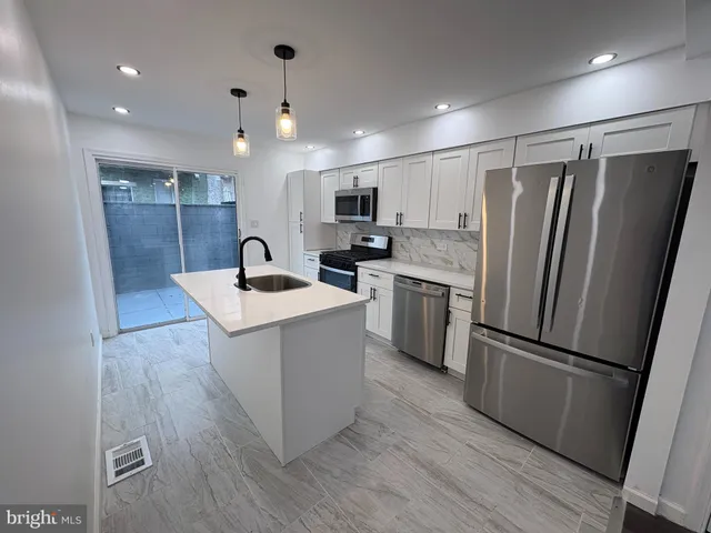 $2,000 | 2040 South Norwood Street, Philadelphia, PA 19145