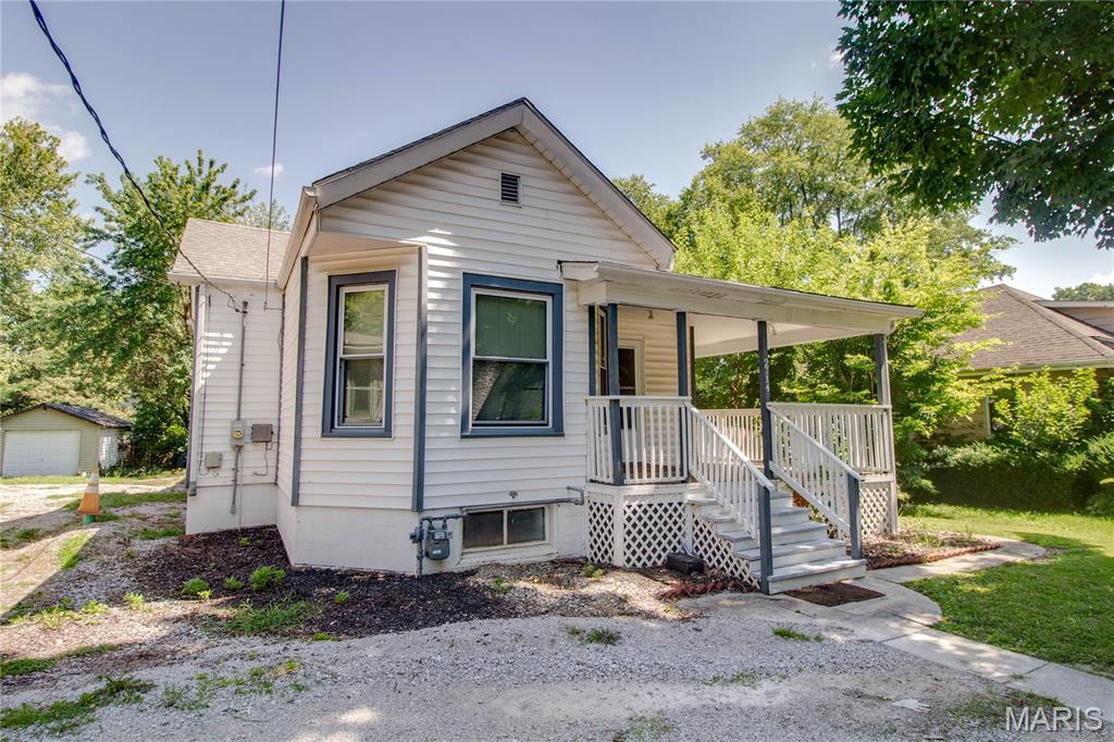 2714 Brown Street Alton, IL 62002 - Photo 2 of 43