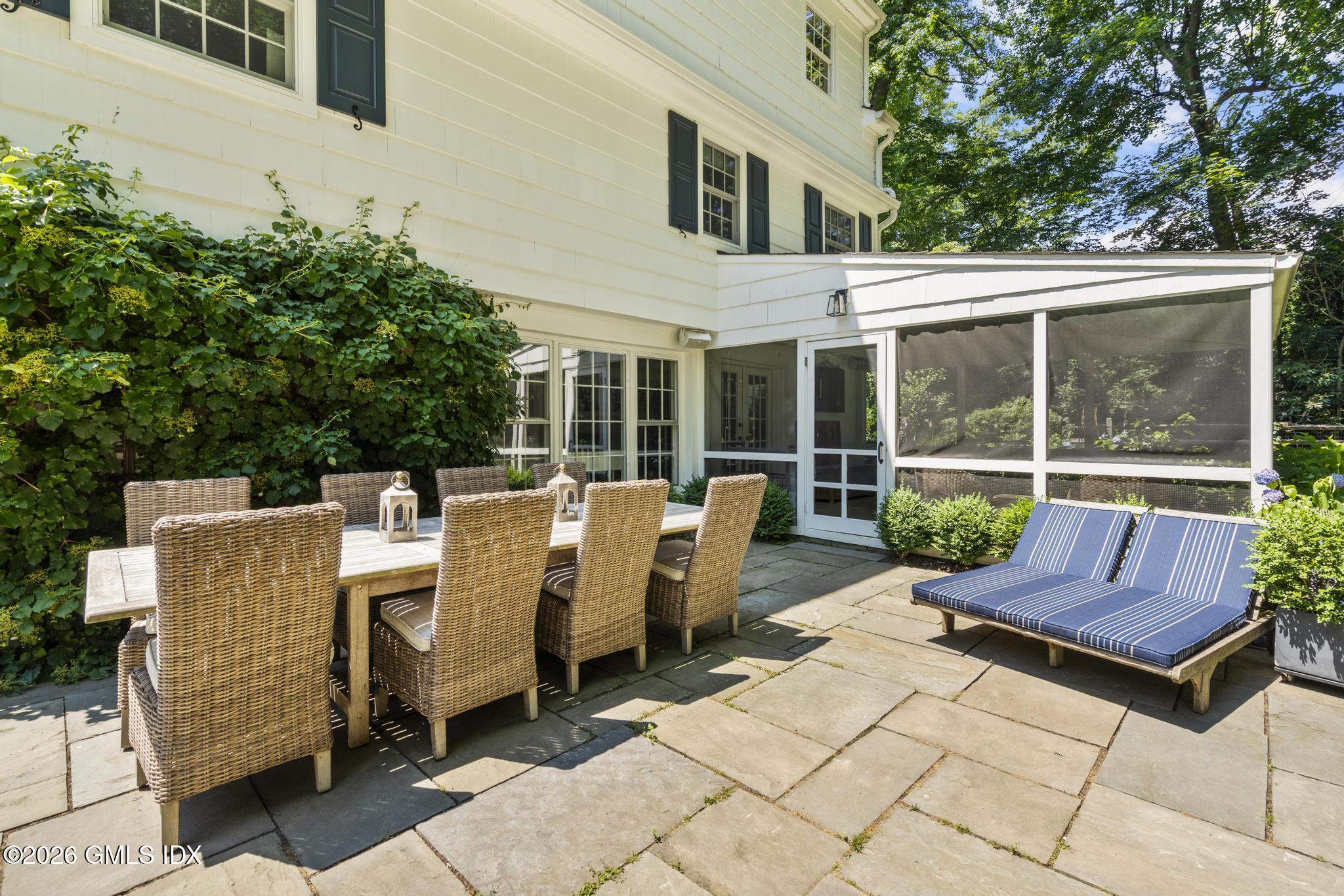 35 Welwyn Road Riverside, CT 06878 - Photo 22 of 31 Outdoor Dining