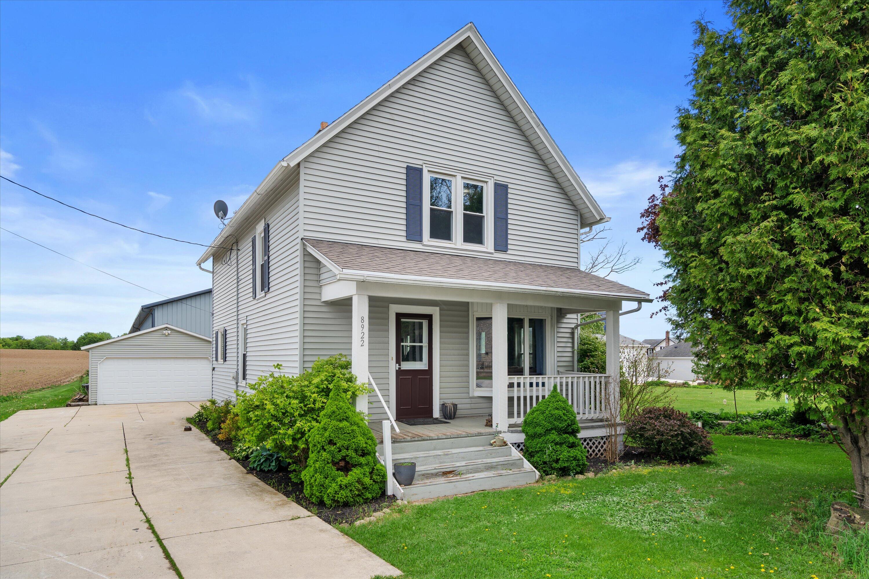 8922 County Highway West Wayne, WI 53010 - Photo 29 of 59 Front of house