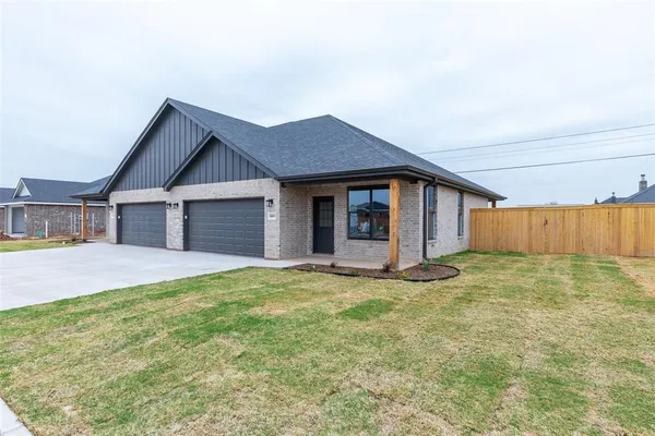 $3,195 | 8001 Sawdust Trail, Abilene, TX 79602