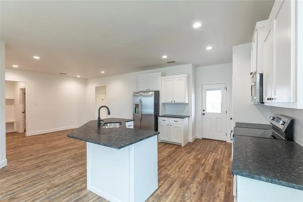 $3,195 | 8001 Sawdust Trail, Abilene, TX 79602