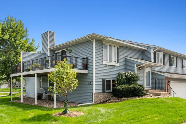 $2,500 | 14797 Lower Endicott Way, Apple Valley, MN 55124