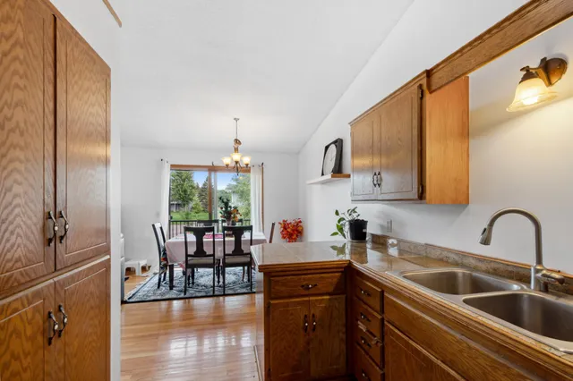 $2,500 | 14797 Lower Endicott Way, Apple Valley, MN 55124