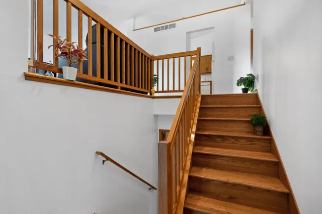 $2,500 | 14797 Lower Endicott Way, Apple Valley, MN 55124