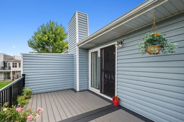 $2,500 | 14797 Lower Endicott Way, Apple Valley, MN 55124