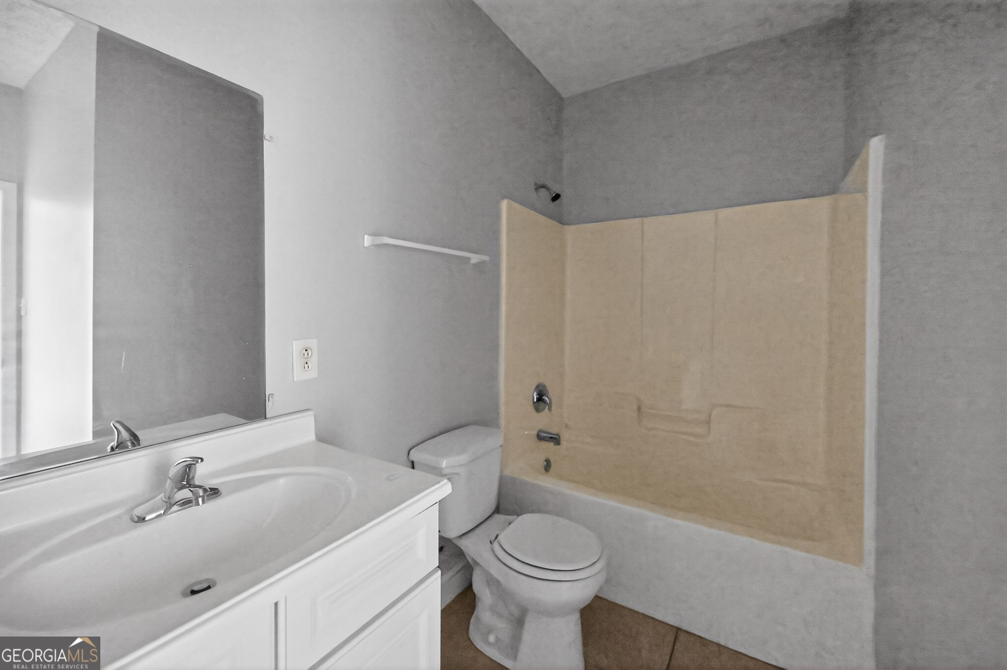 607 Lane Street Griffin, GA 30223 - Photo 25 of 31 a bathroom with a sink toilet and shower