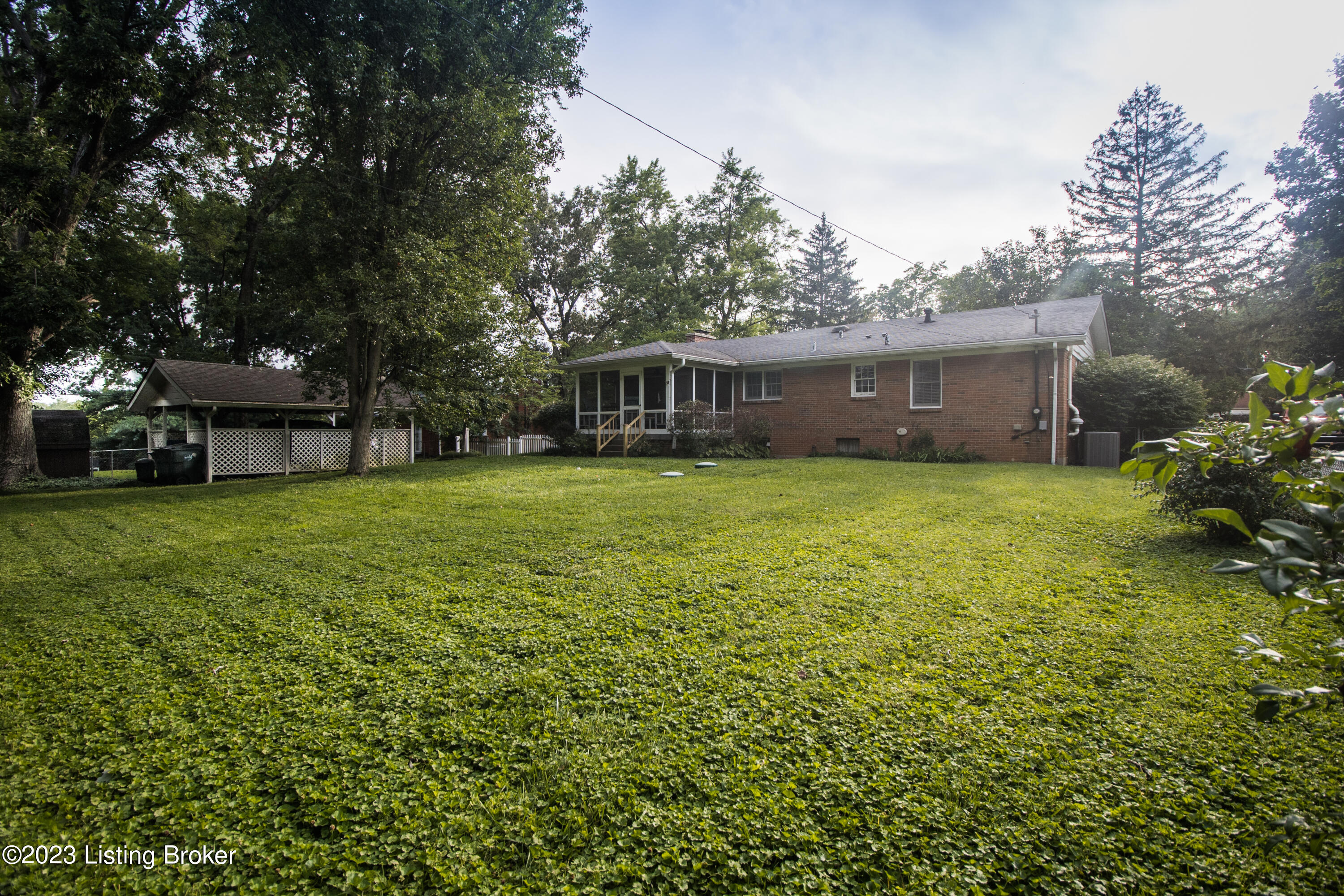 4907 Clarmar Road Louisville, KY 40299 - Photo 35 of 39 37