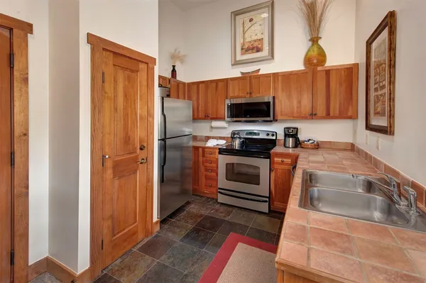 $584,000 | 20 Hunki Dori Court, Unit 2312, Keystone, CO 80435