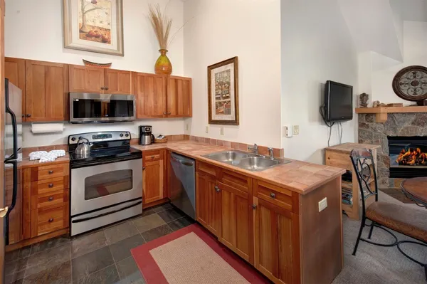 $584,000 | 20 Hunki Dori Court, Unit 2312, Keystone, CO 80435