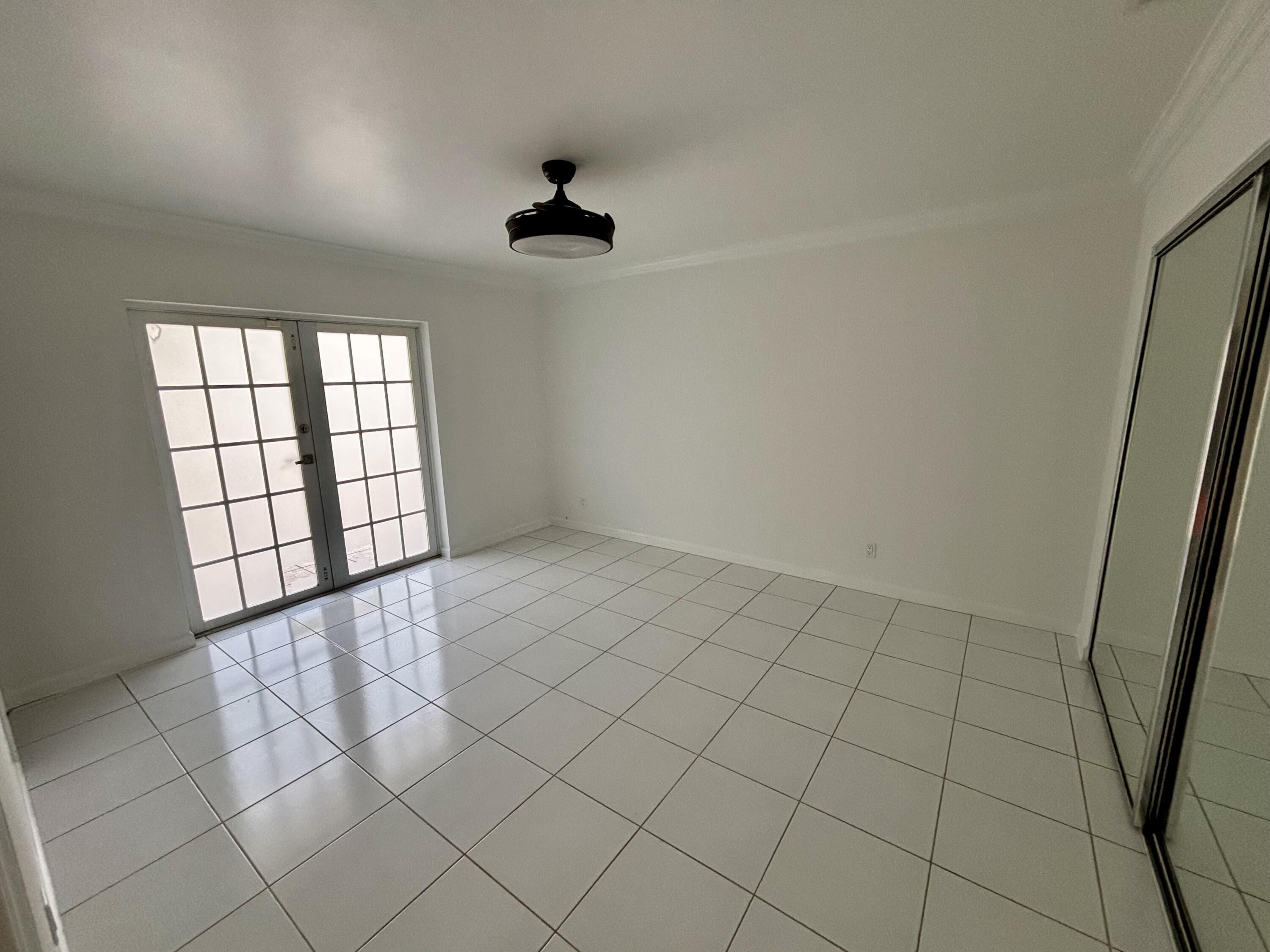 9976 Liberty Road Boca Raton, FL 33434 - Photo 12 of 26 IMG_7678