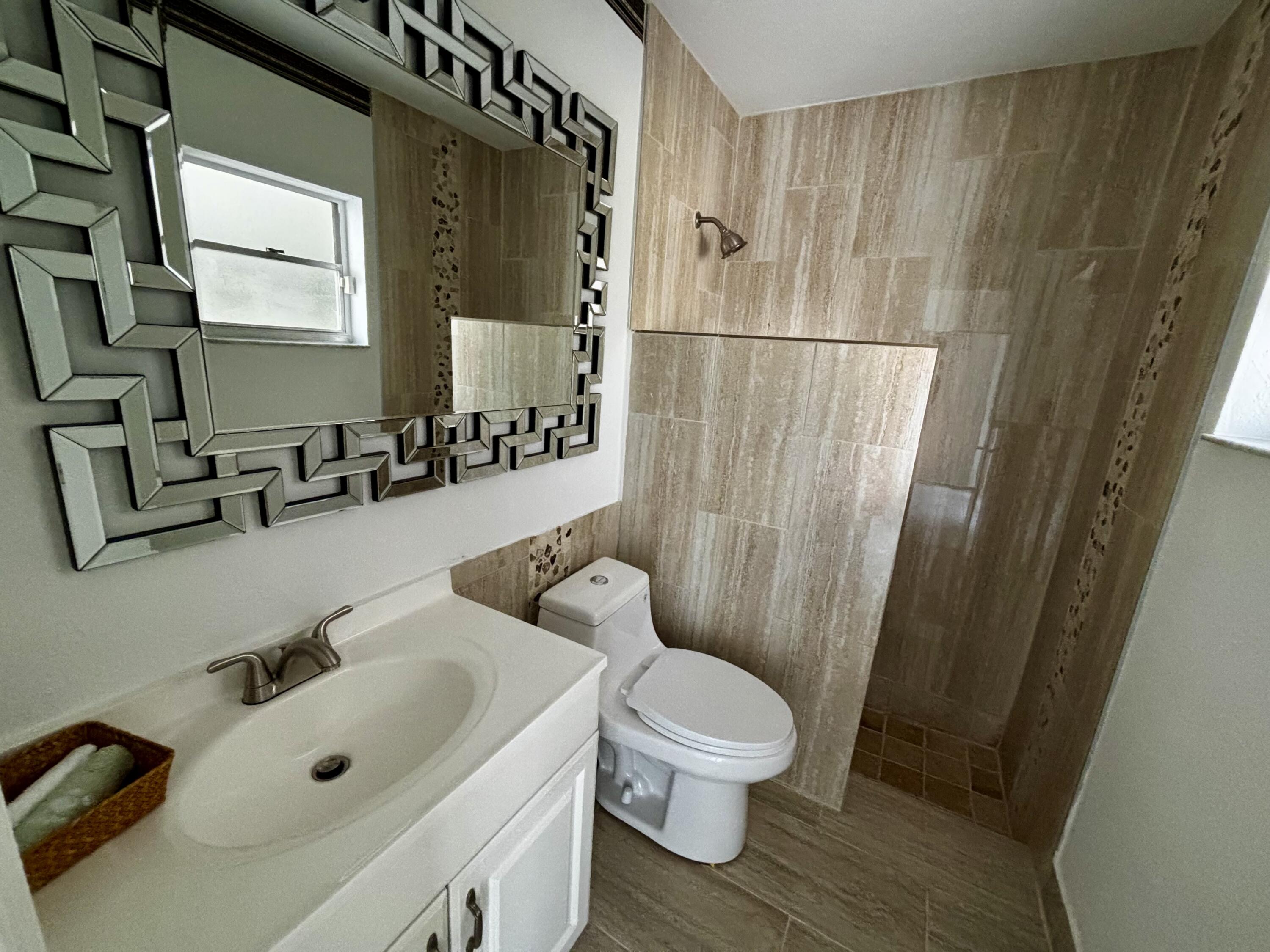 9976 Liberty Road Boca Raton, FL 33434 - Photo 13 of 26 IMG_7679