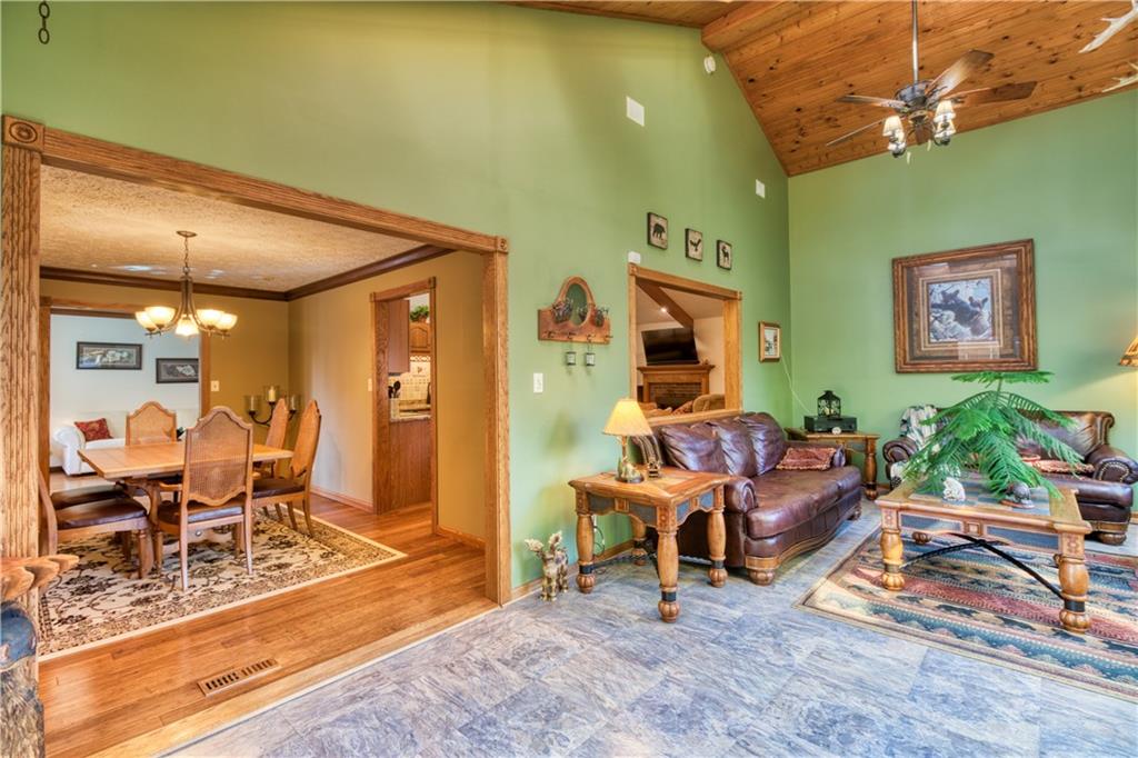 8815 Winding Ridge Road Indianapolis, IN 46217 - Photo 11 of 36 Gallery Image 11