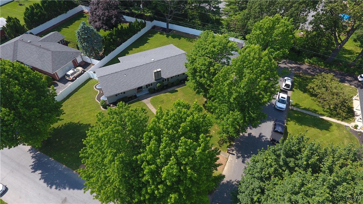 2981 Nijaro Road Bethlehem, PA 18020 - Photo 2 of 50 Gallery Image 2