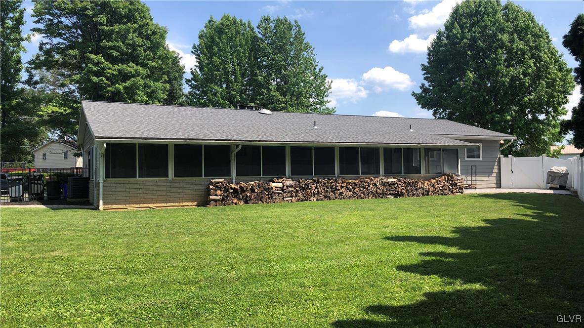2981 Nijaro Road Bethlehem, PA 18020 - Photo 5 of 50 Gallery Image 5