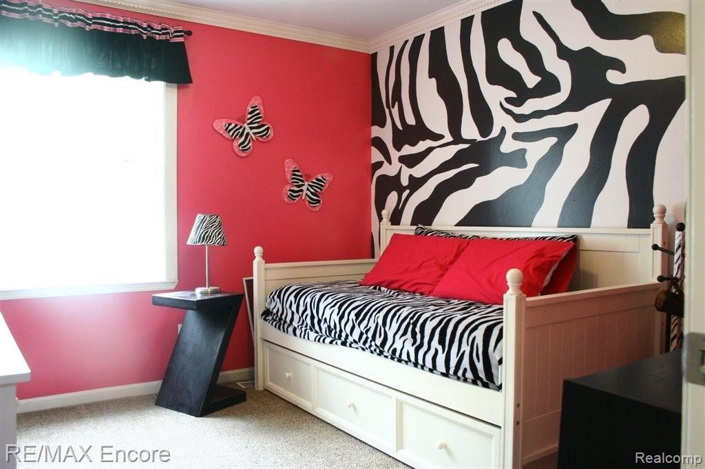 275 Michelson Road Rochester, MI 48307 - Photo 8 of 16 Bedroom 2.JPG