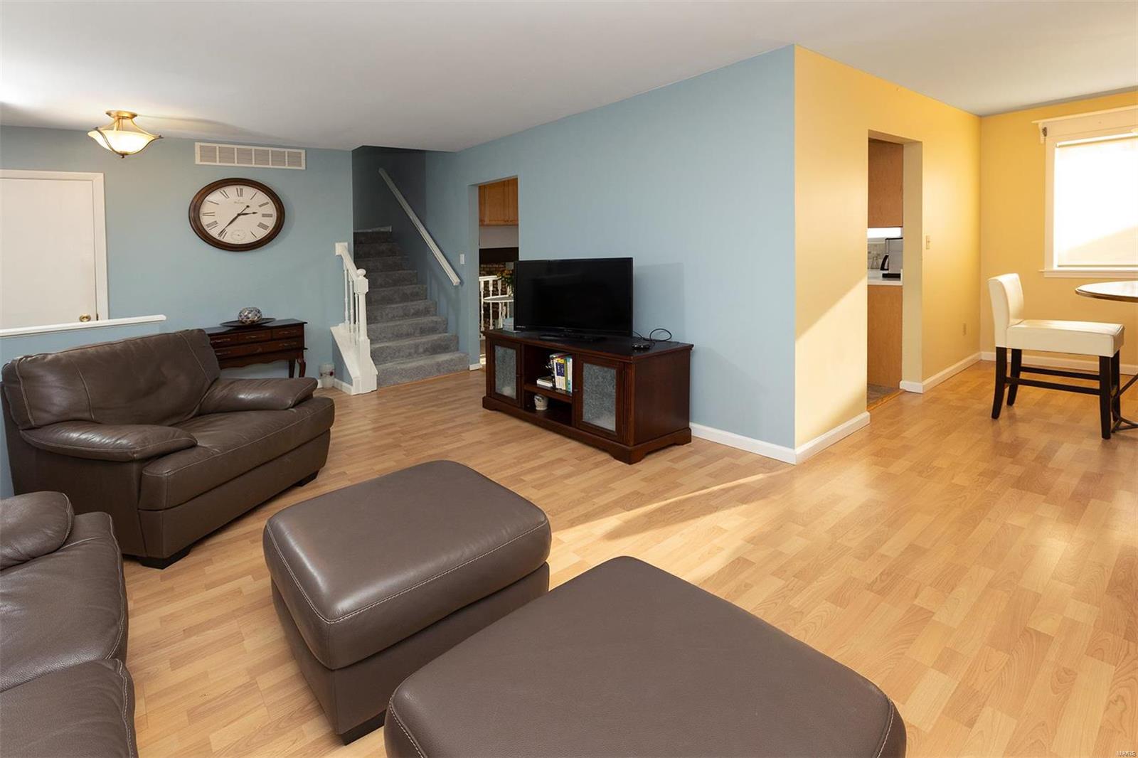 200 Hunters Ridge St. Charles, MO 63301 - Photo 3 of 18 Gallery Image 3
