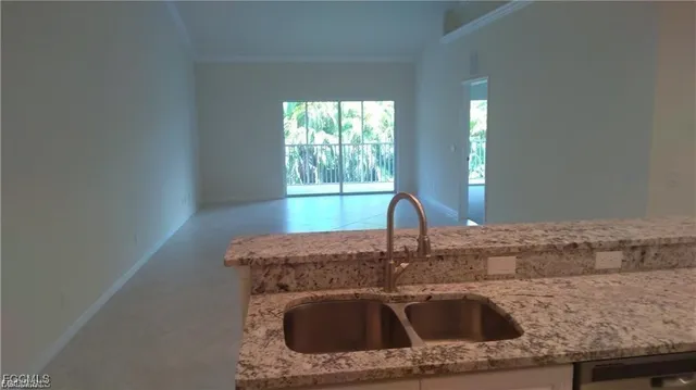 a close view of sink and tap