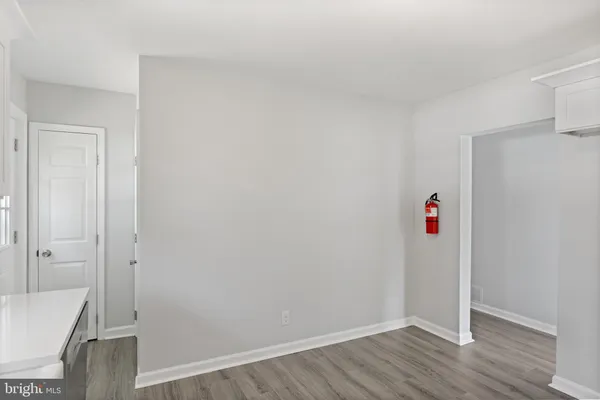 a view of utility room